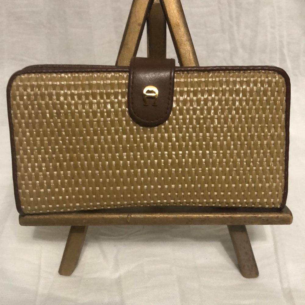 Etienne Aigner Woven Straw Zip Wallet EUC
